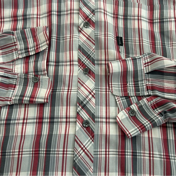 Travis Matthew Red and Grey button up Sz Extra Large - Picture 4 of 10